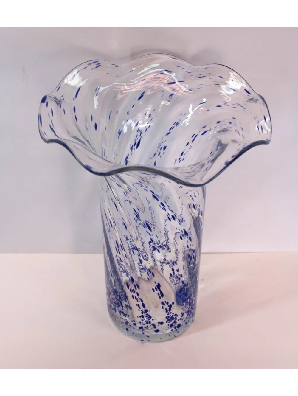 MCM Snowflake Twisted Vase Dalian Glass China 11x8